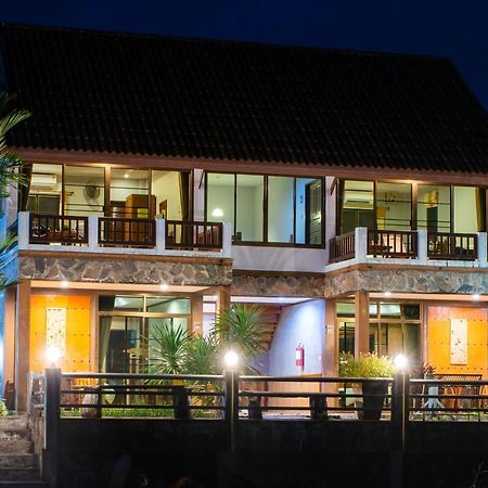 Baanrimnam Resort Trat Exterior photo