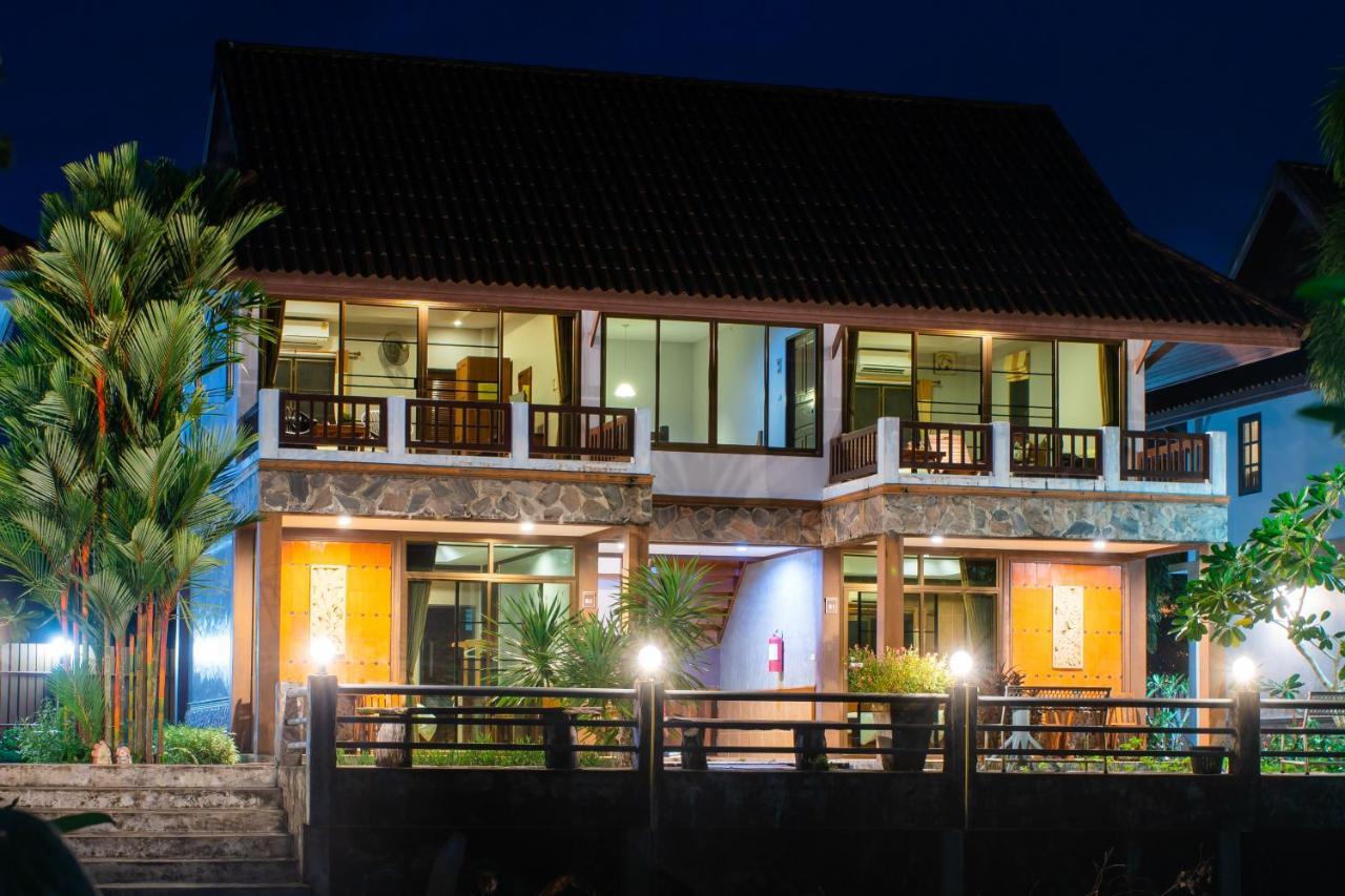 Baanrimnam Resort Trat Exterior photo